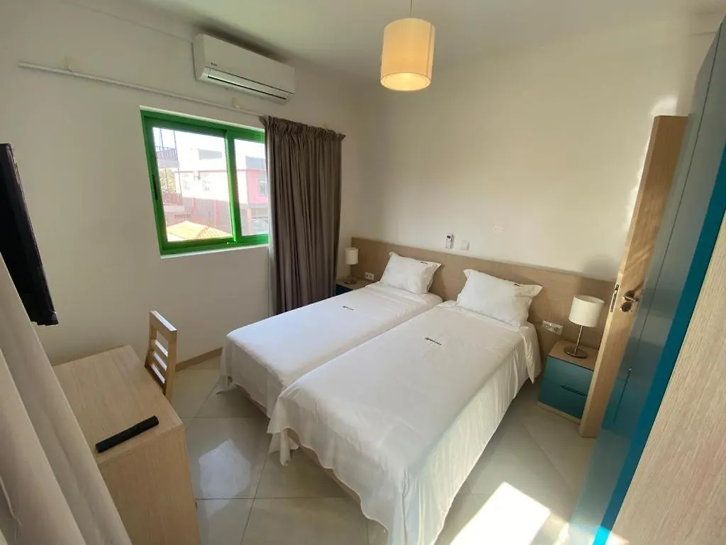 Aparthotel Nhaterra Santa Maria 3*,